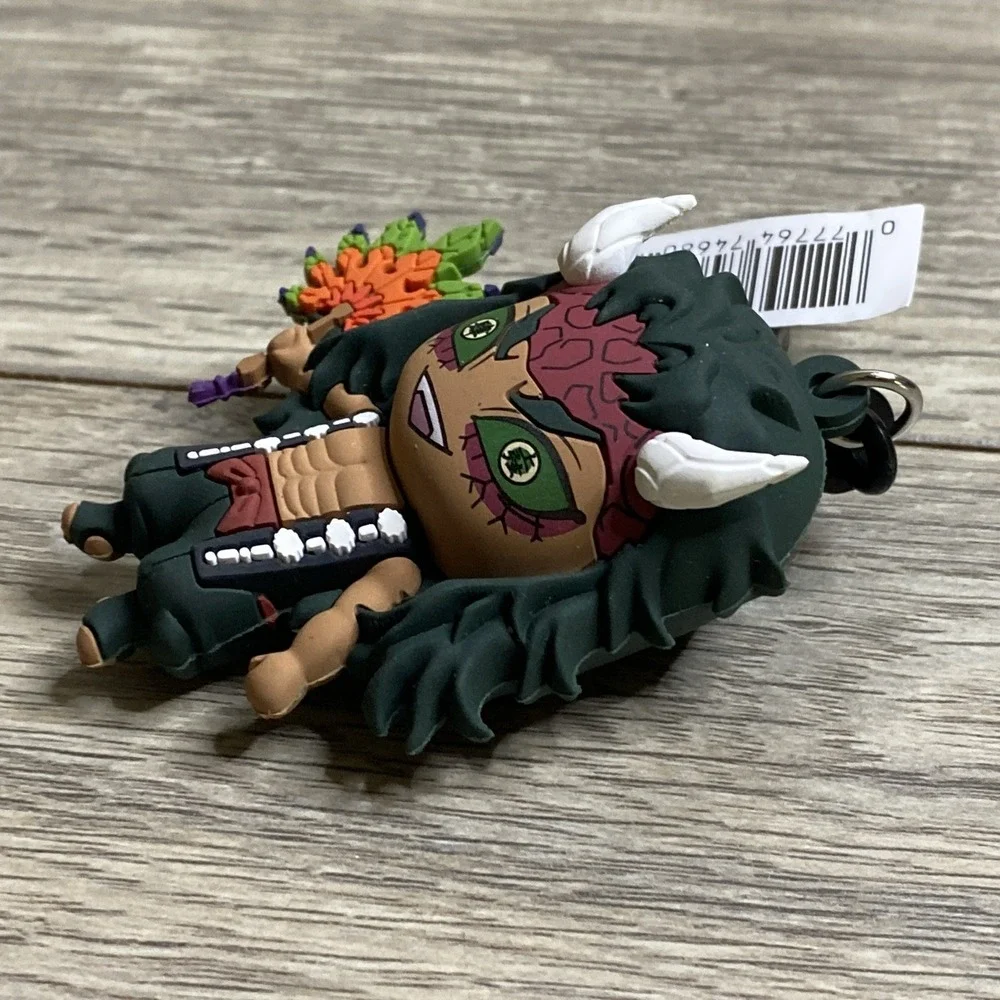 Demon Slayer Karaku Clip Blind Bag Series 8 Key Chain NWT